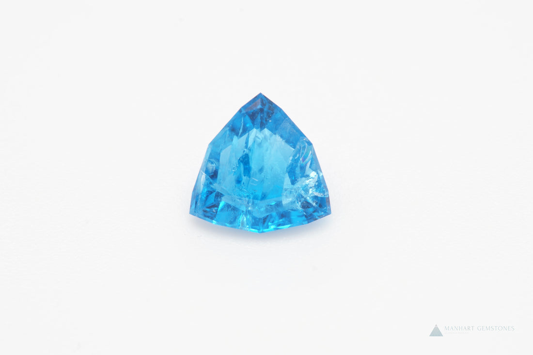 Hauyn 0,51 ct im Trilliantschliff aus der Eifel, unbehandelt